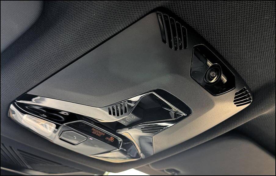 2024 bmw x2 - ceiling controls with camera