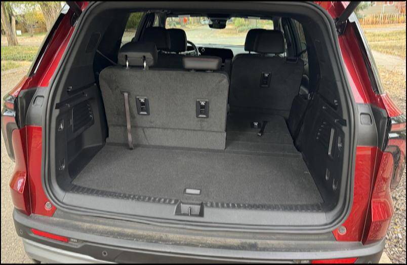 2024 chevy traverse z71 awd - rear cargo storage space, seat down