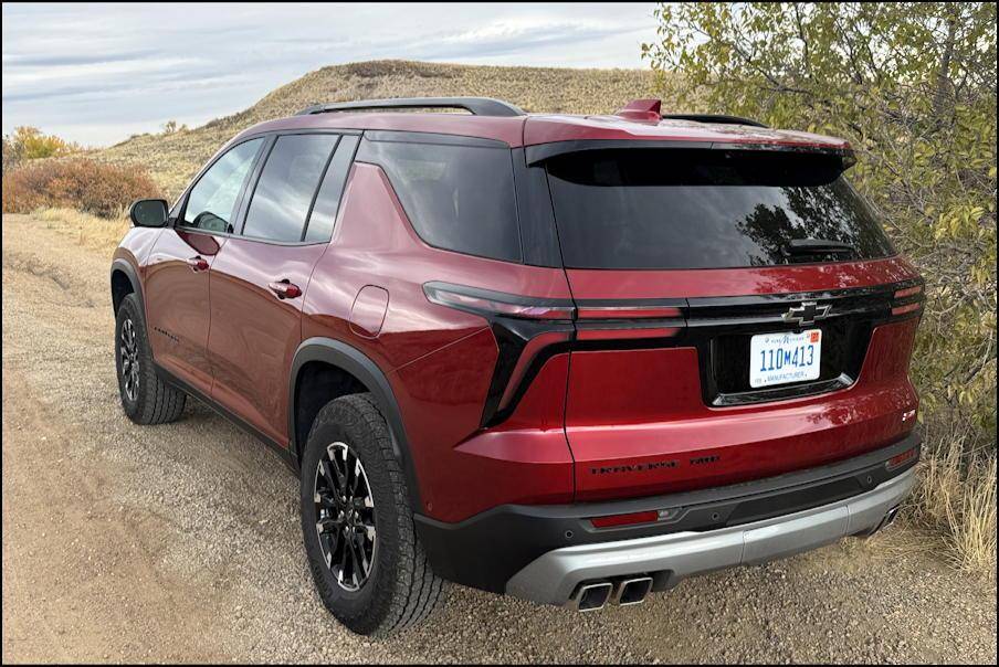 2024 chevy traverse z71 awd - exterior rear (red)