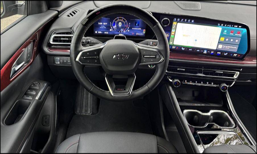 2024 chevy traverse z71 awd - dashboard design