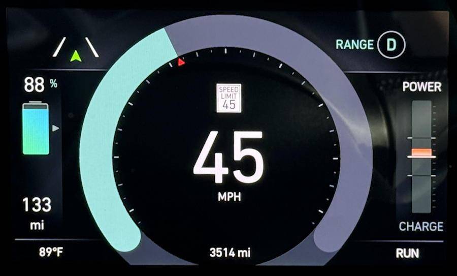 2024 fiat 500e - main gauge display