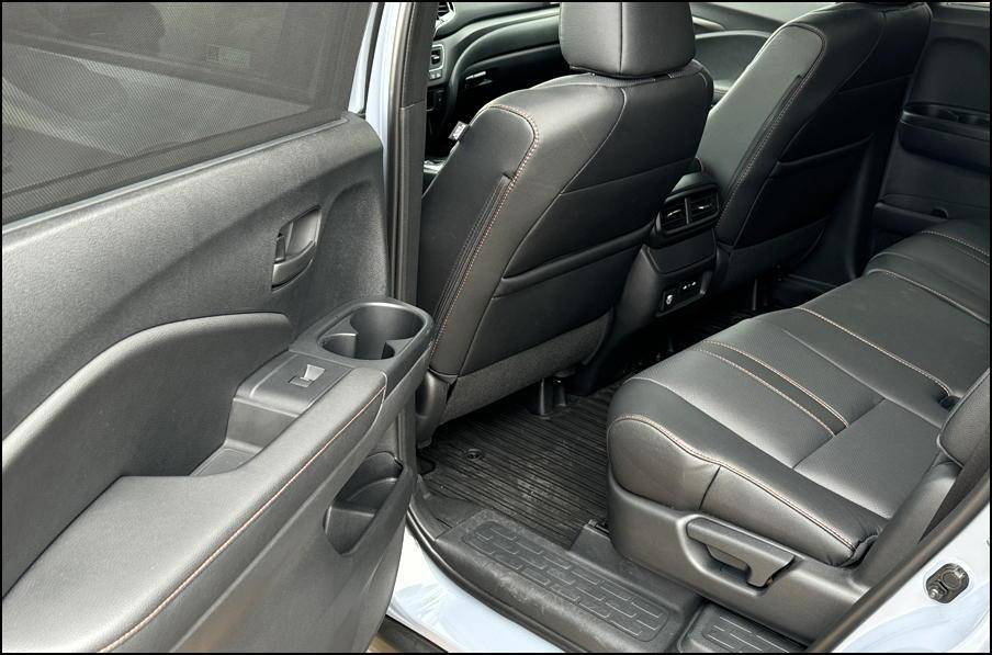 2024 honda passport awd trailsport - rear legroom