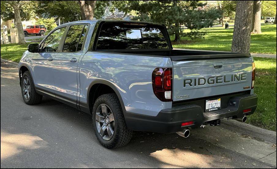 2024 honda ridgeline trailridge - exterior back