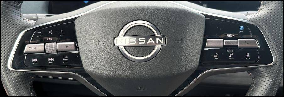 2024 nissan ariya platinum - steering wheel crossbar