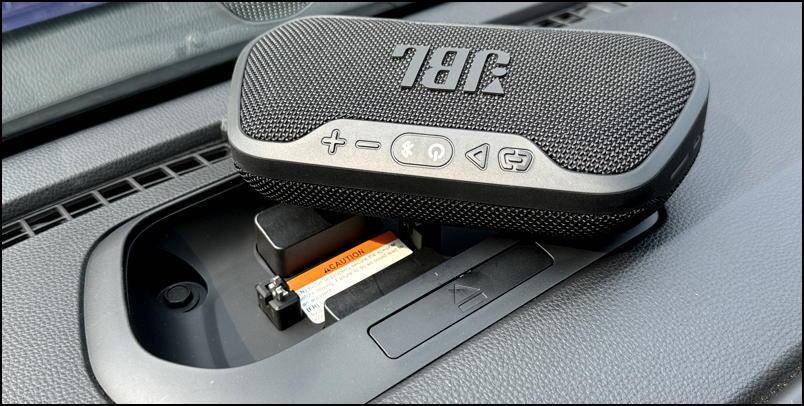 2024 toyota tacoma - jbl speaker