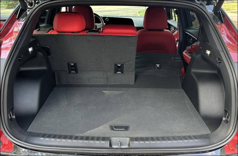 2025 chevy blazer ev ss awd - rear cargo space