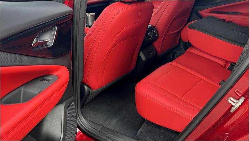2025 chevy blazer ev ss awd - interior rear legroom