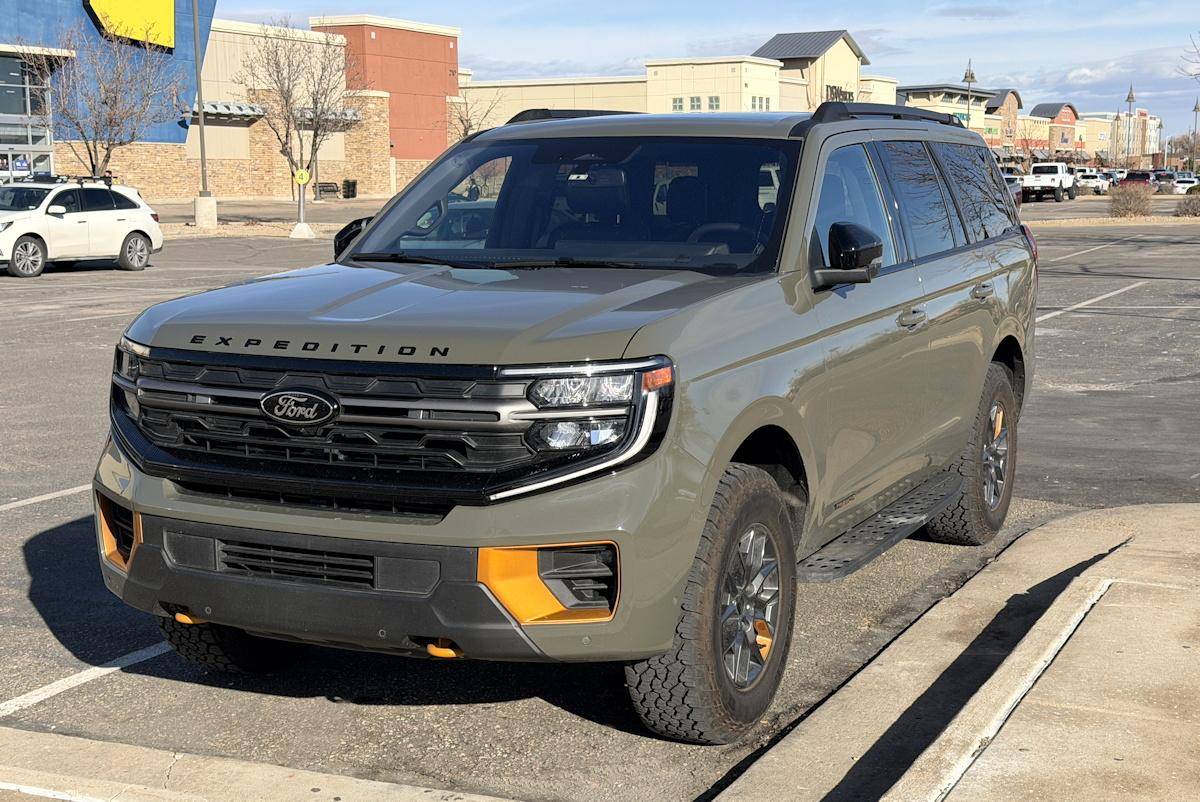 2025 Ford Expedition Tremor 4x4