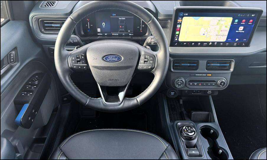 2025 ford maverick lobo awd dashboard design