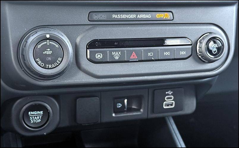 2025 ford maverick lobo awd - interior dash controls