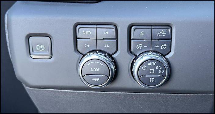 2025 gmc sierra 1500 at4x - interior towing and 4x4 control knobs