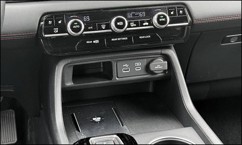 2025 honda pilot - charging and climate controls