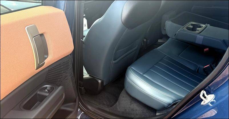 2025 mini countryman se all4 4- legroom. or not