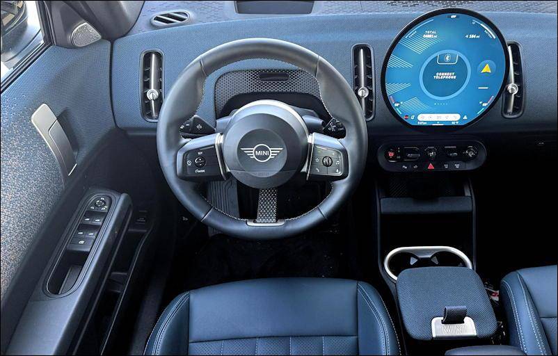 2025 mini countryman se all4 - interior dashboard