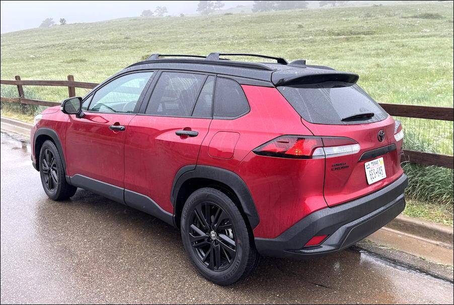 2025 toyota corolla cross - exterior rear