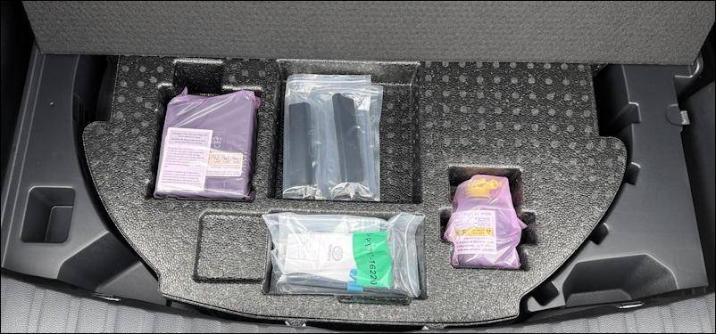 2025 toyota corolla cross - flat tire repair kit
