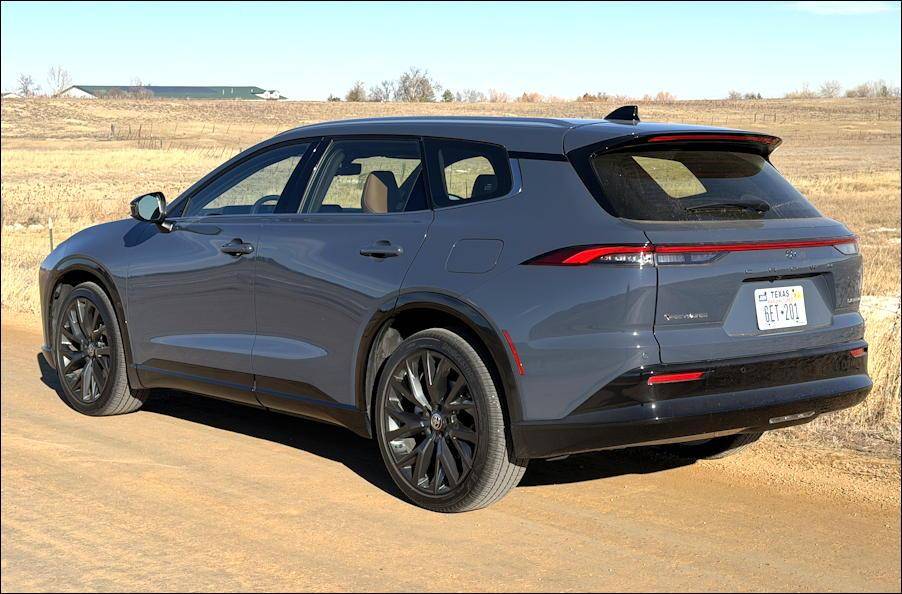 2025 toyota crown signia ltd - rear exterior