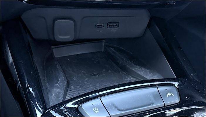 2026 chevy trax 2rs phone charging area qi wireless