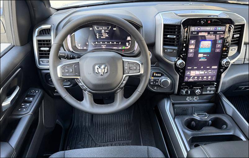 2026 Ram 1500 Big Horn Crew Cab 4x4 Dashboard