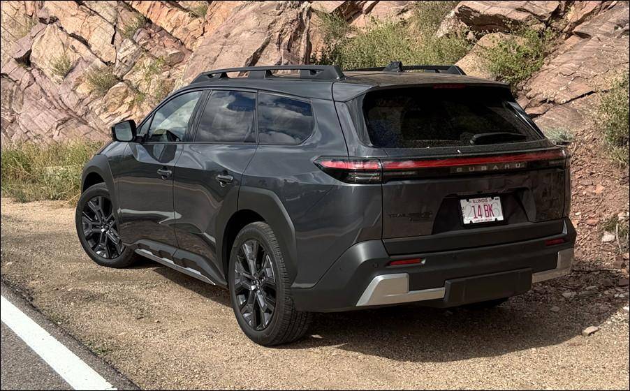 2026 subaru trailseeker touring exterior rear