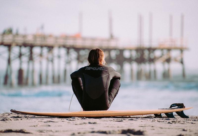 surf lessons can help new surfers quickly master fundimentals