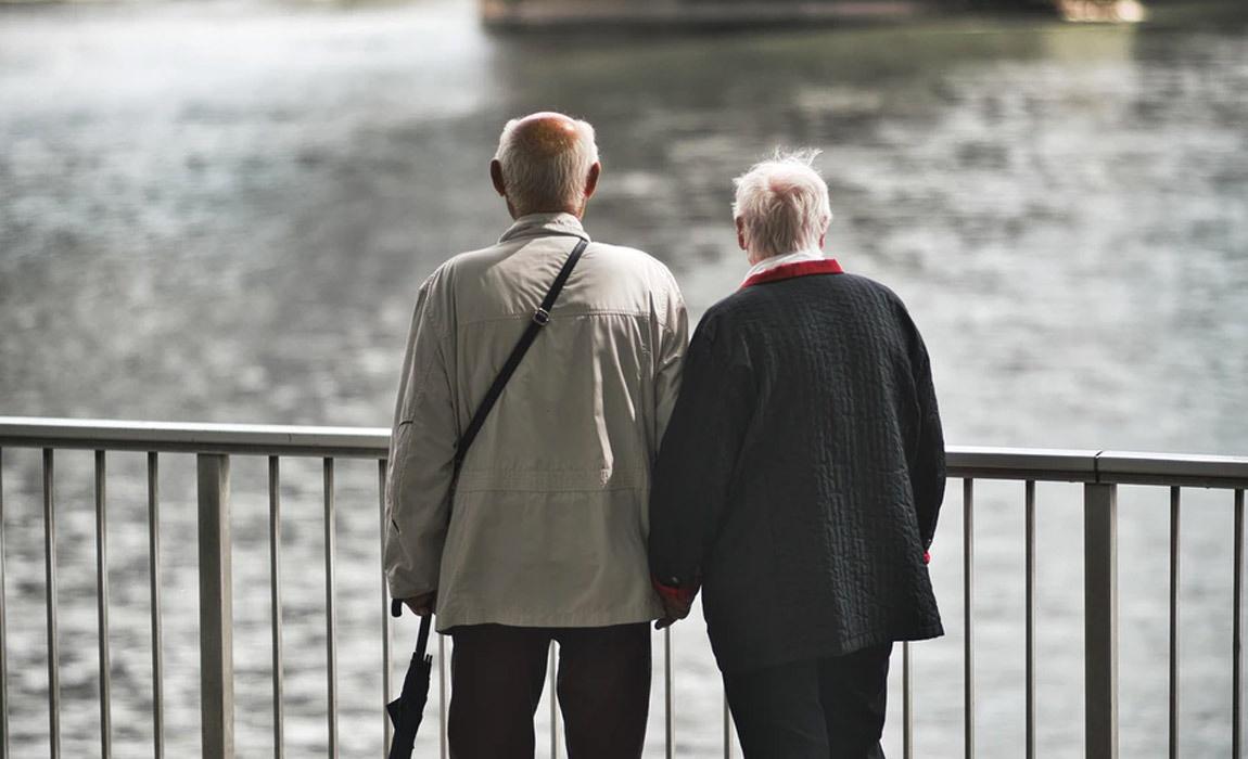 how to care for aging parents