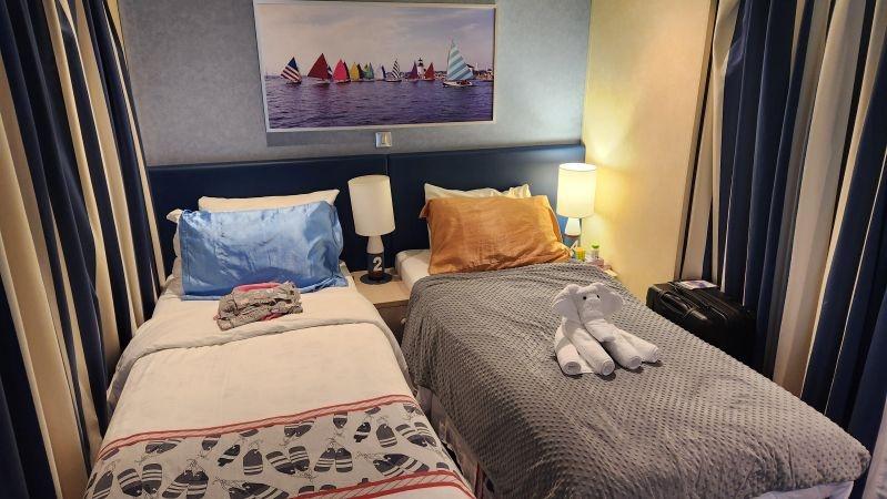 Family Harbor Suite main beds