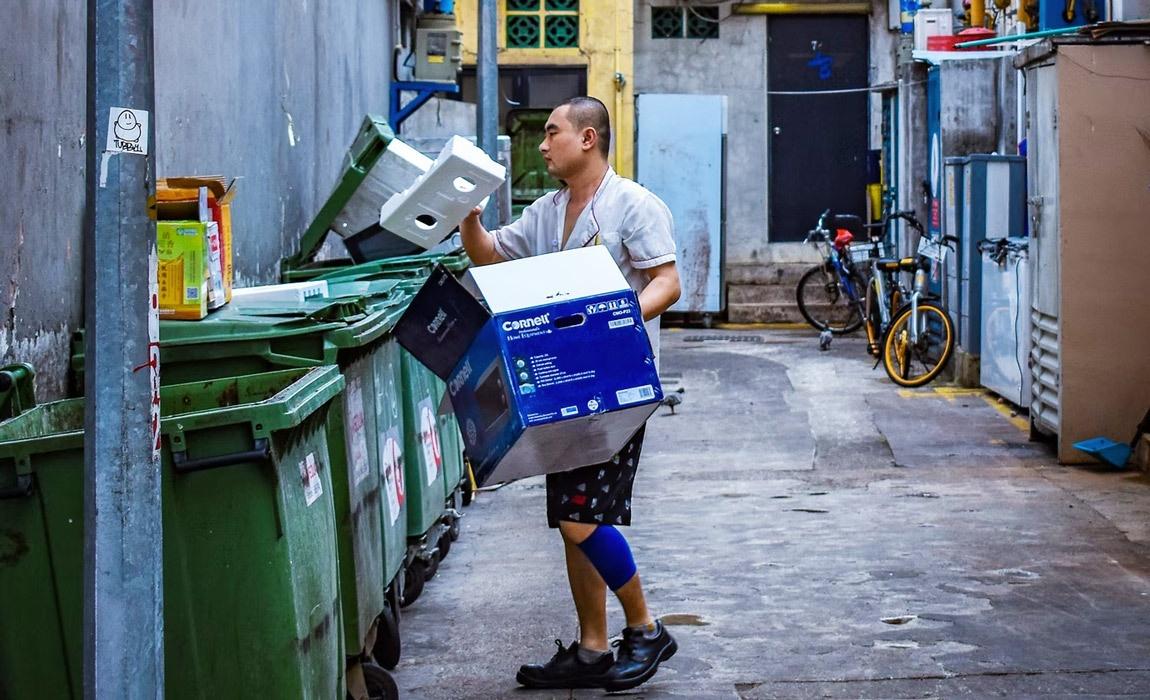 dumpster diving tips and where to find the best stuff