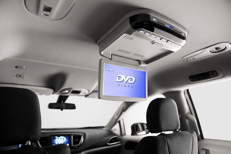 2021 chrysler voyager video screen