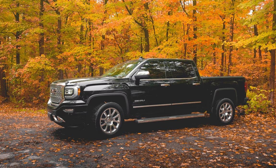 pickup truck in the fall