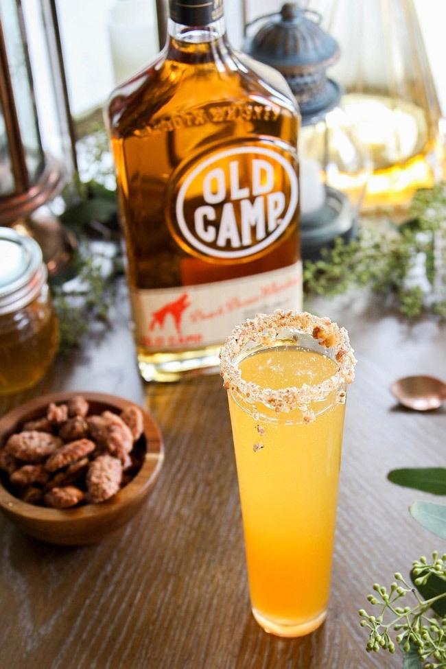 old camp spring sparkler champagne and whiskey cocktail recipe