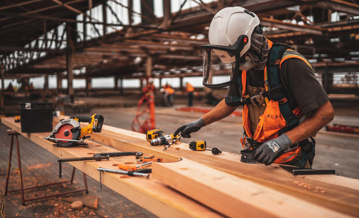 tips to help men stay safe on a physically demanding job