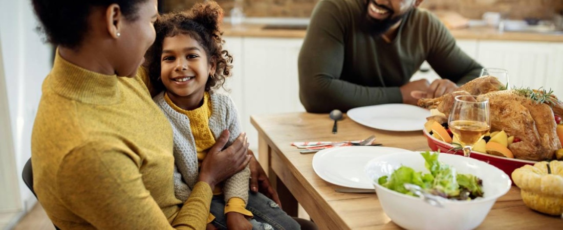 Why Meal Time Is An Essential Part Of Building Strong Family Bonds
