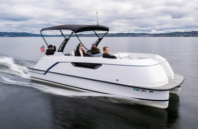 Pure Watercraft Unveils All-Electric Pontoon Boat Powered By GM Battery Pack