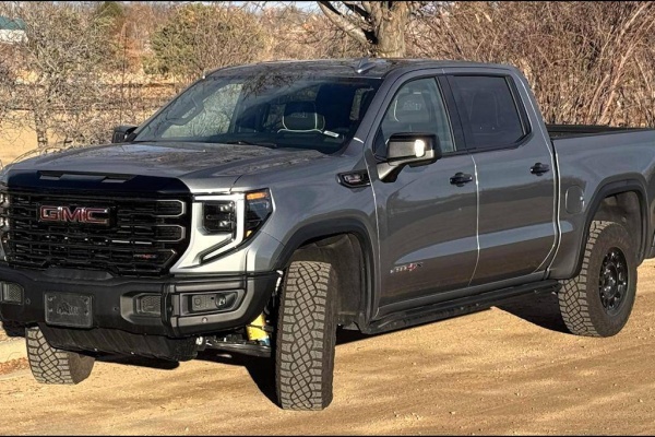 Beauty and Beast: The 2025 GMC Sierra 1500 AT4X Truck