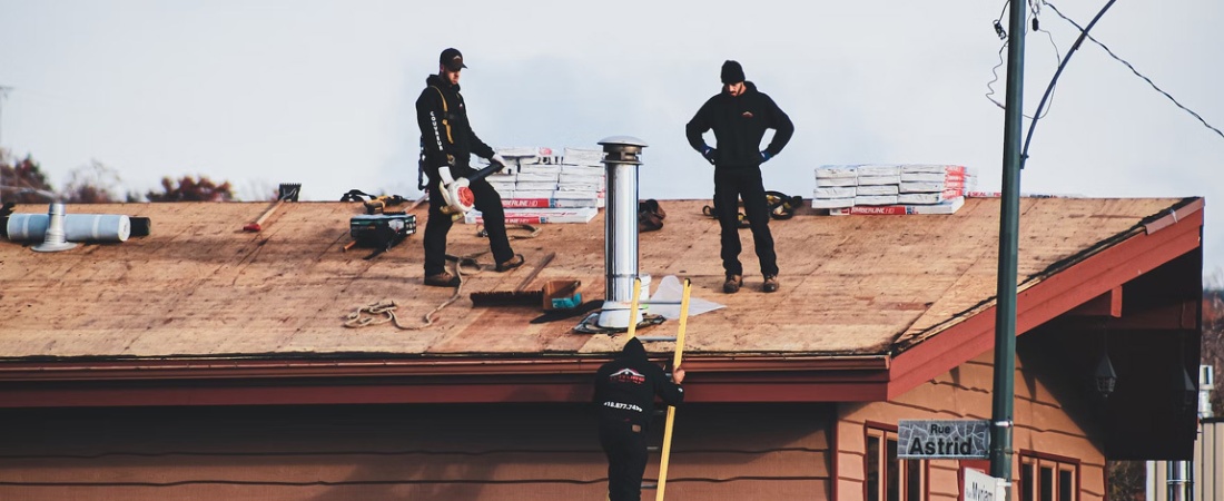 Why Even the Most Handy Dad Should Leave Roofing Jobs to the Professionals