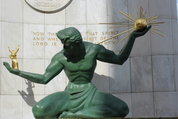 Family Vacation Ideas in Detroit That Dads Will Love Too