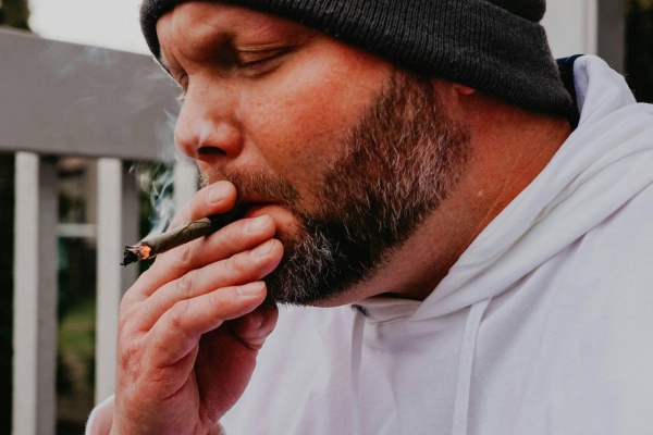 Here's Why Men Who Are Trying To Become Dads Should Quit Cannabis