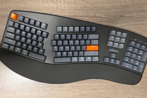 Adesso EasyTouch 1500 Review: The Gaming Keyboard Dads Can Actually Justify Buying