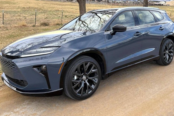 The 2025 Toyota Crown Signia Hybrid Limited is a Luxury Station Wagon