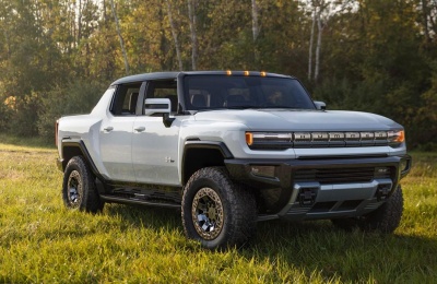 GMC Unveils The All Electric Off Roader Hummer Supertruck