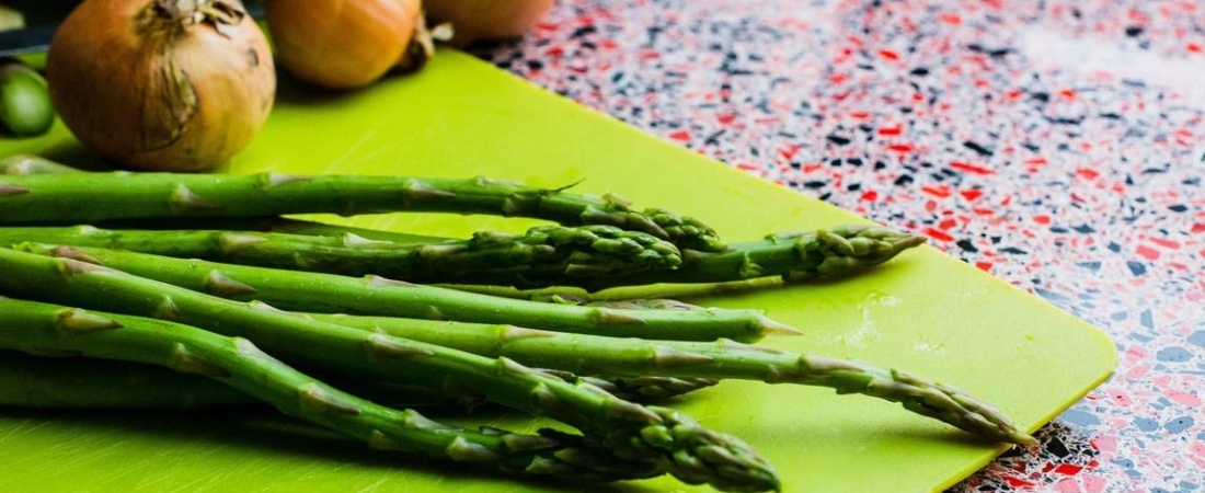 Why Does Asparagus Make Your Pee Stink