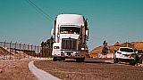 Owner Operator Truck Drivers vs. Company Drivers: How To Find The Right Fit For you