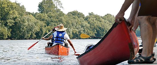 Fall Trips For Guys Who Like Beer And Wine