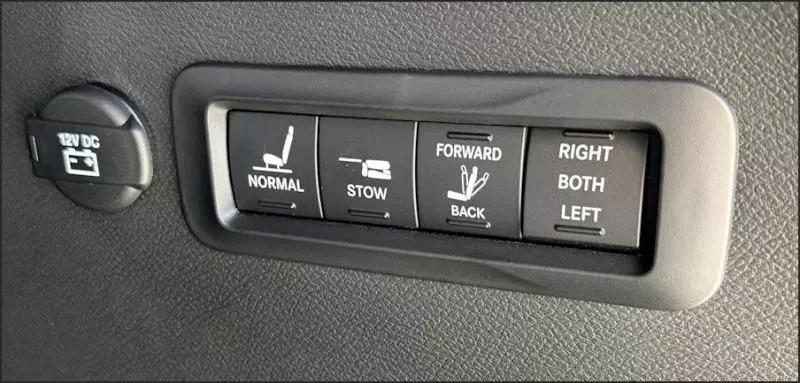 2023 chrysler pacifica limited awd s seat controls