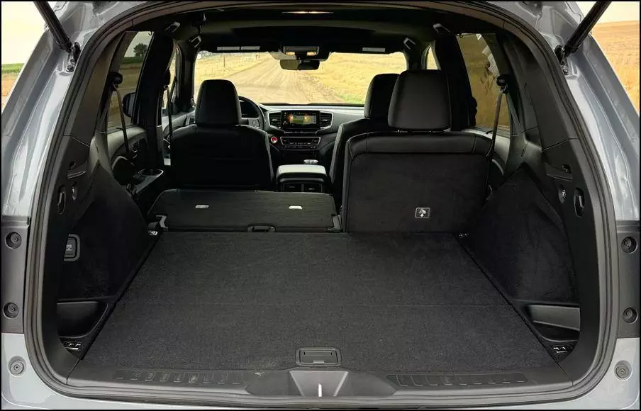 2024 honda passport awd trailsport - rear cargo area