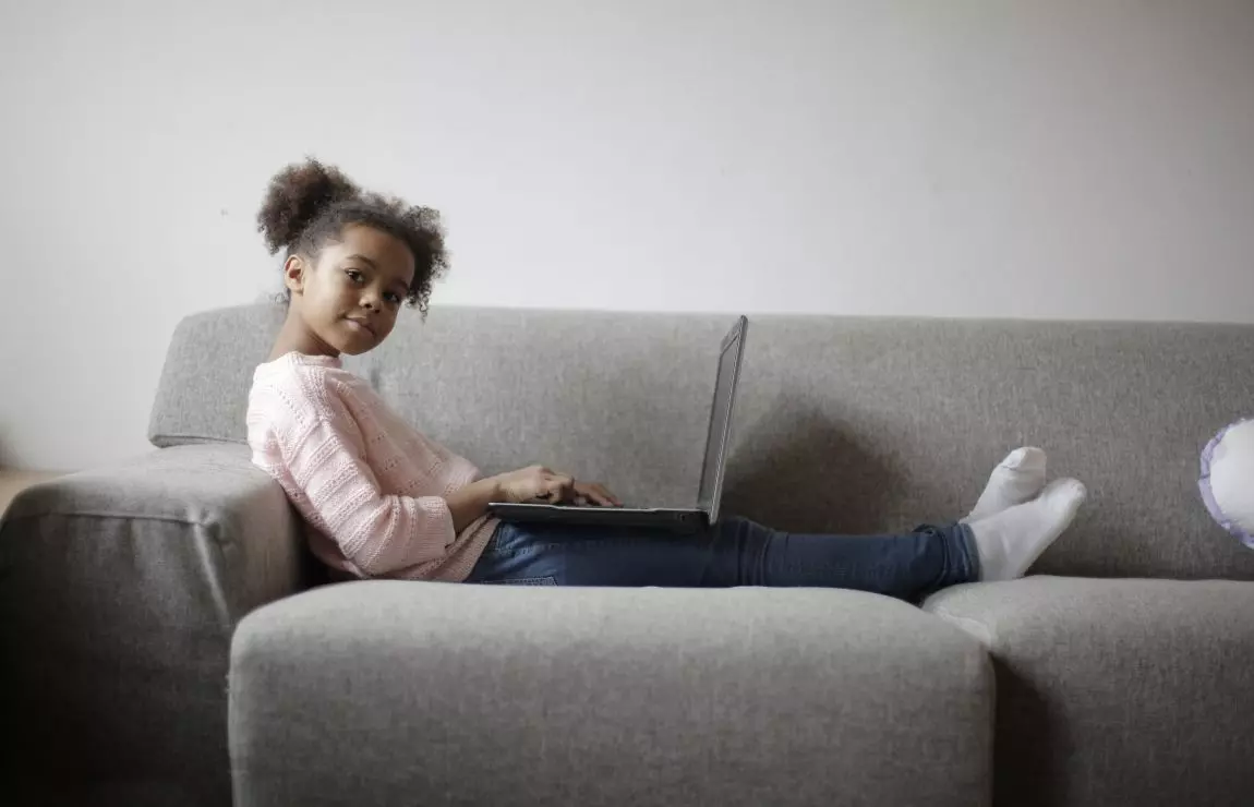 keeping kids safe online by using a VPN