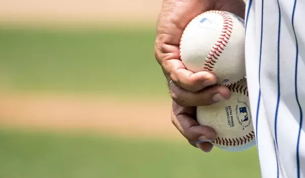 Suggestions needed for baseball gifting help for husband.