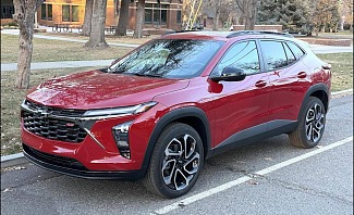 2026 Chevy Chevrolet Trax 2RS red