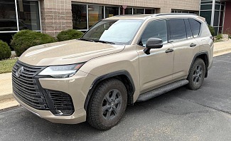2025 Lexus LX 700h Overtrail